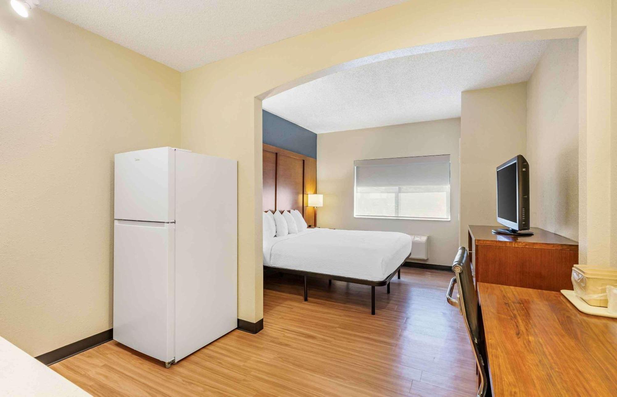Extended Stay America Suites - Buffalo - Airport Cheektowaga Exterior photo